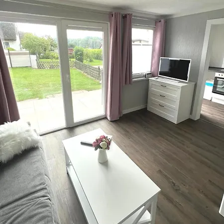 Boddenferienhaus - 12 Molenfeuer Schaprode